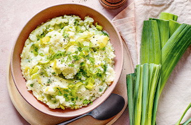 Leek, parsley and Cheddar mash